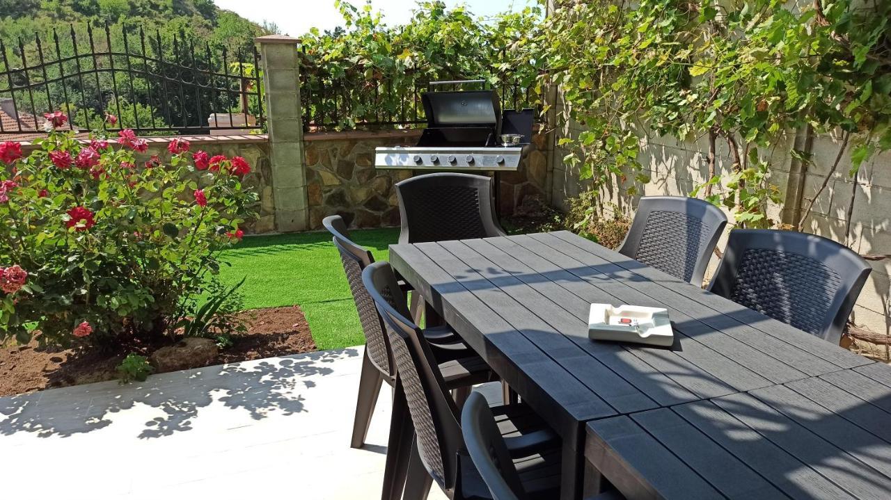 Arode Villa Ovidius - Apartments Balchik Esterno foto