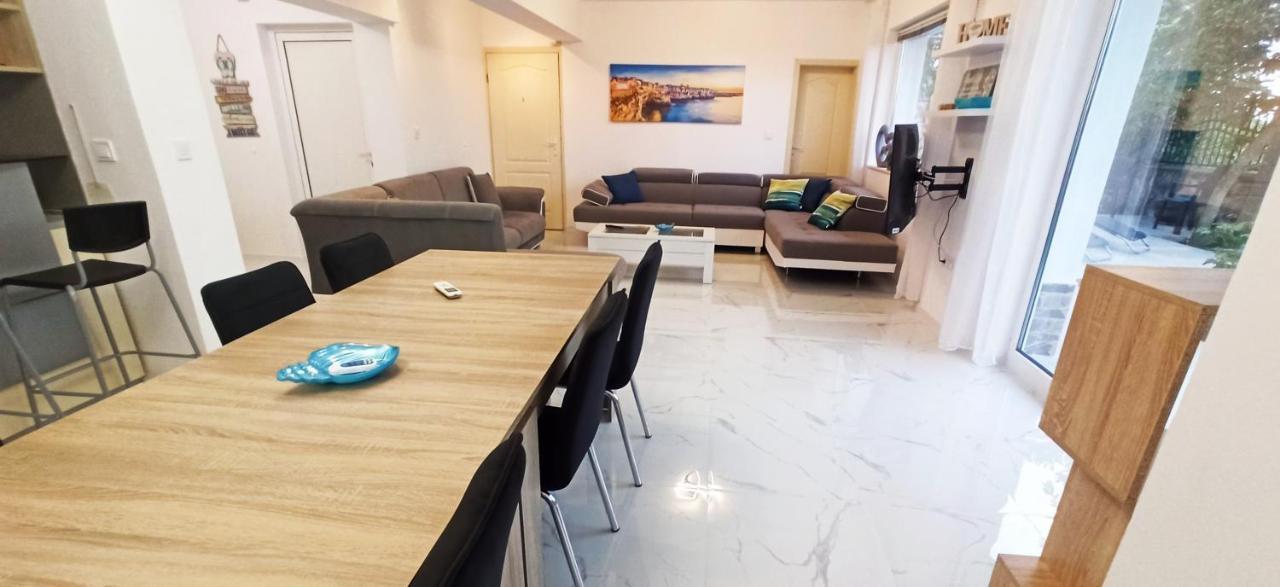 Arode Villa Ovidius - Apartments Balchik Esterno foto