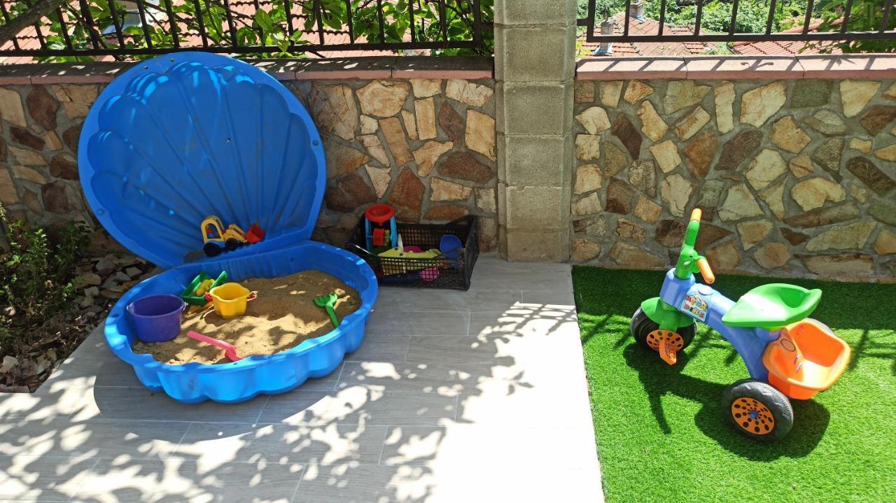Arode Villa Ovidius - Apartments Balchik Esterno foto