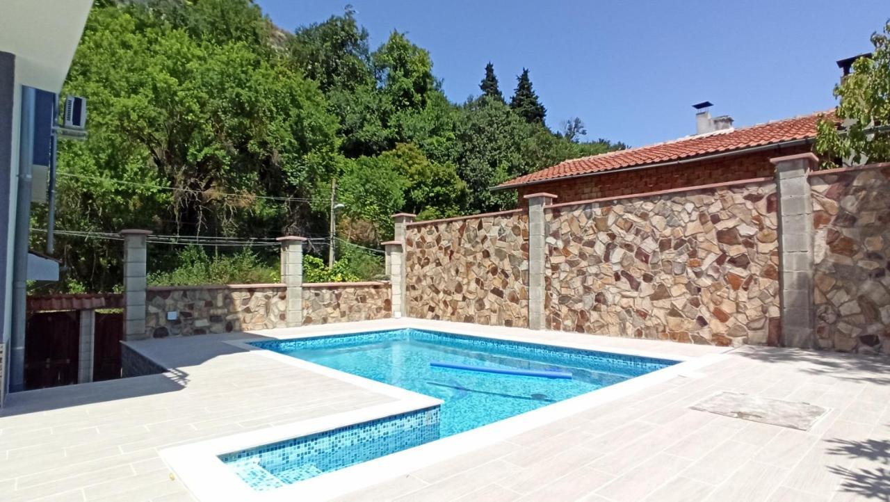 Arode Villa Ovidius - Apartments Balchik Esterno foto